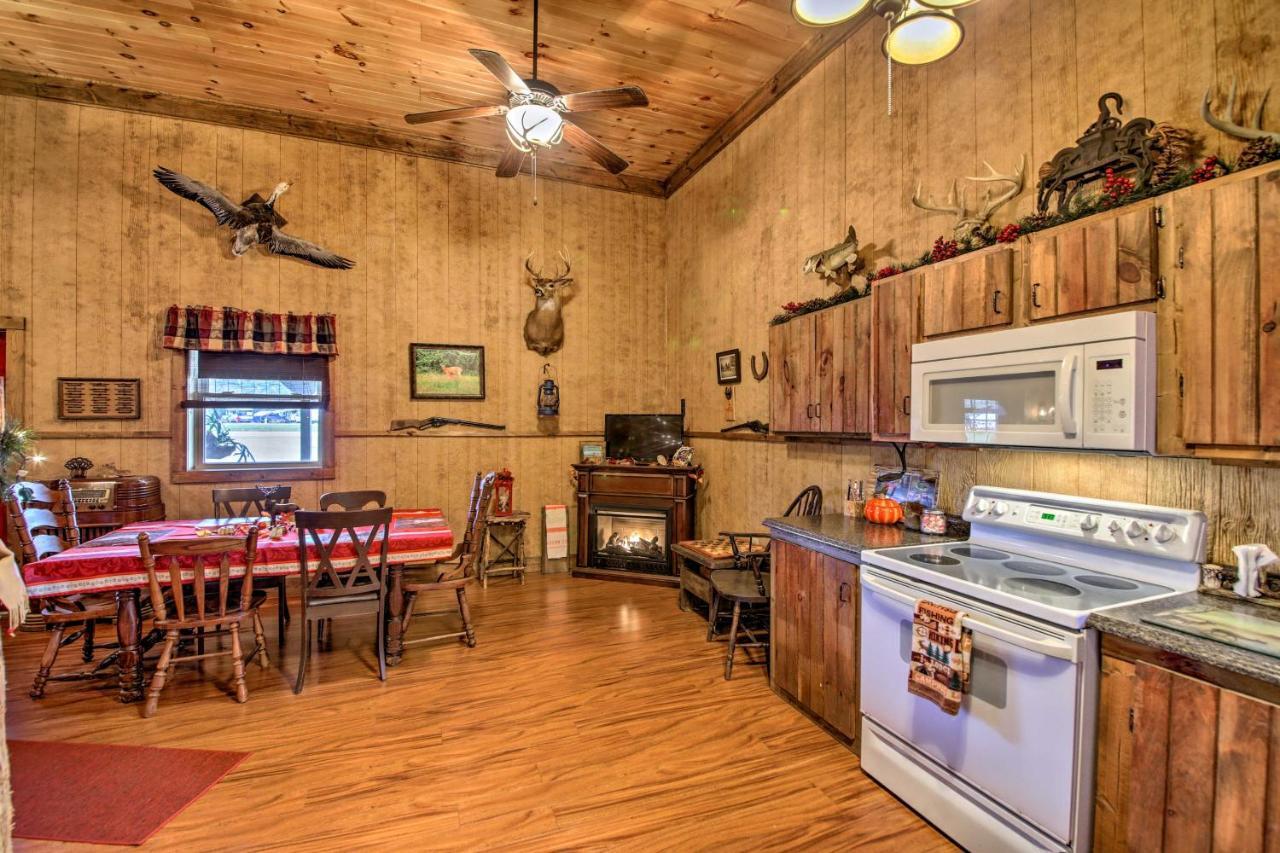 The Bovard Lodge Rustic Cabin Near Ohio River! Florence Exterior photo